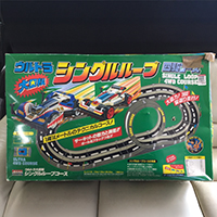 ウルトラ 大回転 シングルループ ミニ四駆コース